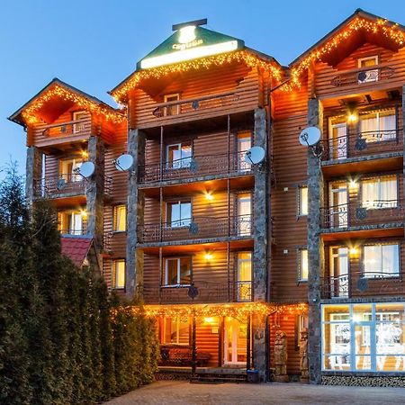 У Мар'Яни І Назара Hotel Yaremche Luaran gambar